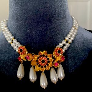 Catwalk Jon Glass Pearl Necklace - Adjustable